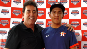 Beisbolista de Matehuala firmó con los Astros de Houston para jugar en la MLB de Estados Unidos