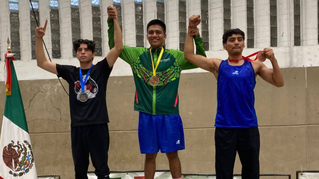 Boxeador de Ciudad Valles quedó campeón del Festival Olímpico de Boxeo en CDMX