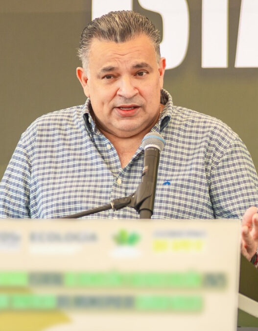 David Medina se quejó de vallenses que piden dinero para salud, deporte y educación