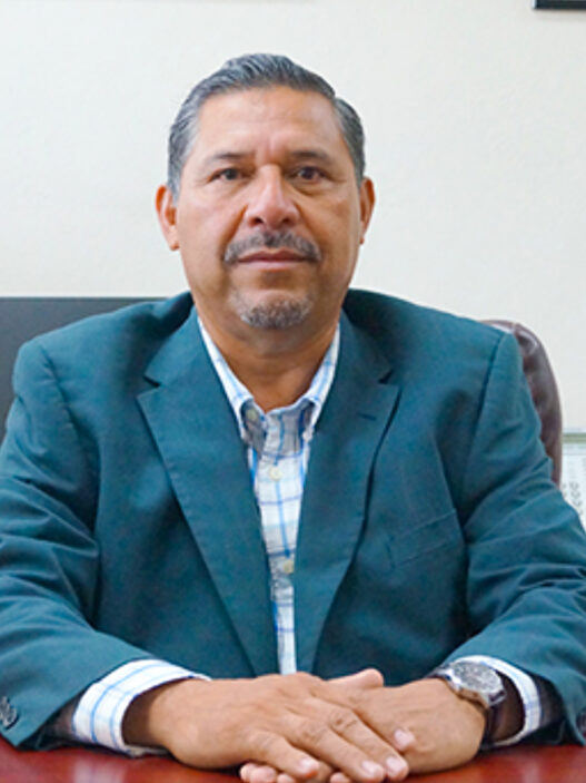 Alumnos acusan al TecNM de Ciudad Valles de priorizar actos políticos sobre apoyos a estudiantes