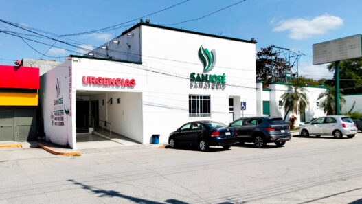 Trabajadores del Sanatorio San José suspenden labores por falta de pago en Ciudad Valles